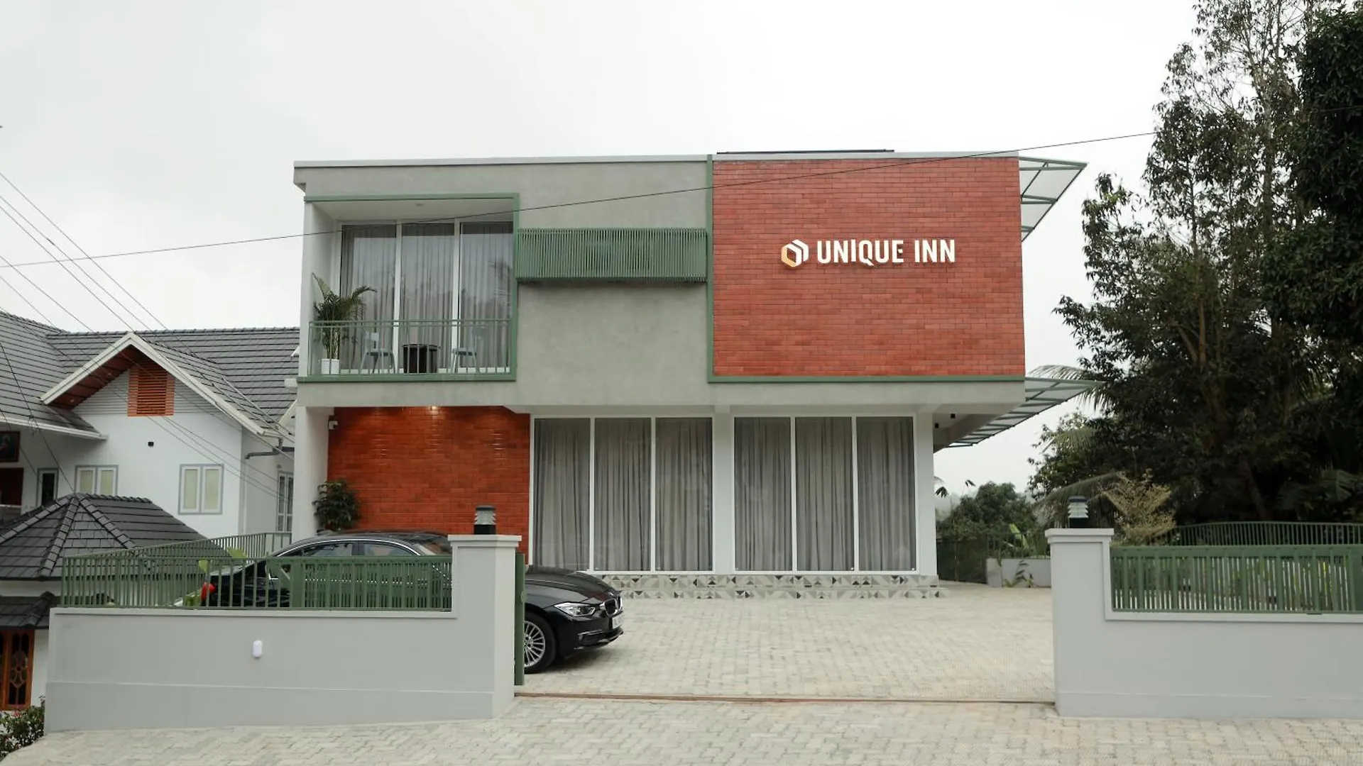 Unique Inn kontakter